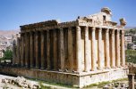 Liban (لبنان) - Baalbek (بعلبك) - Le temple de Bacchus : la construction fut (...)