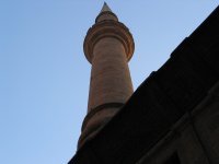 Egypte (مصر) - Période arabo-musulmane (الحقبة العربية-الإسلامية) - De Mohammed Ali à Farouq (1801 à 1952) (من محمد علي إلى الملك فاروق) - Mosquée et Sabil Solayman Agha el-Silahdar au Caire (1839) (جامع وسبيل سليمان أغا السلحدار) - Le minaret tuyau ou crayon, typique de l'époque ottomane - (Photo, D. van Hoorde) - 2/3 Egypte (مصر) - Période arabo-musulmane (الحقبة العربية-الإسلامية) - De Mohammed (...)